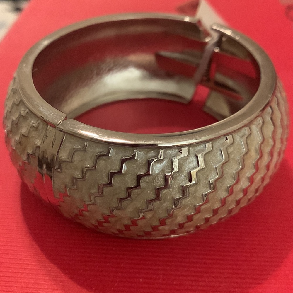 Silver Textured Women's Bracelet